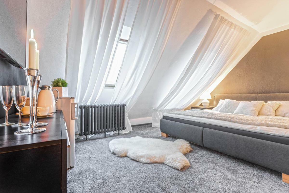 Apartment Charlie Praag Buitenkant foto